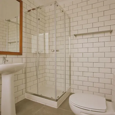 Πανσιόν Amar & 2*