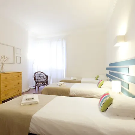 Amar & Guest house 2*