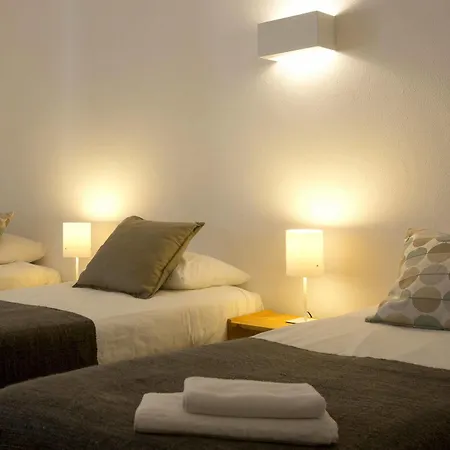 Amar & Guest house 2*