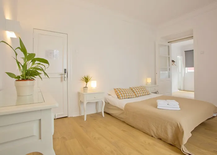 Amar & Эрисейра