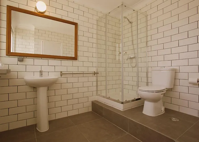 Amar & Эрисейра